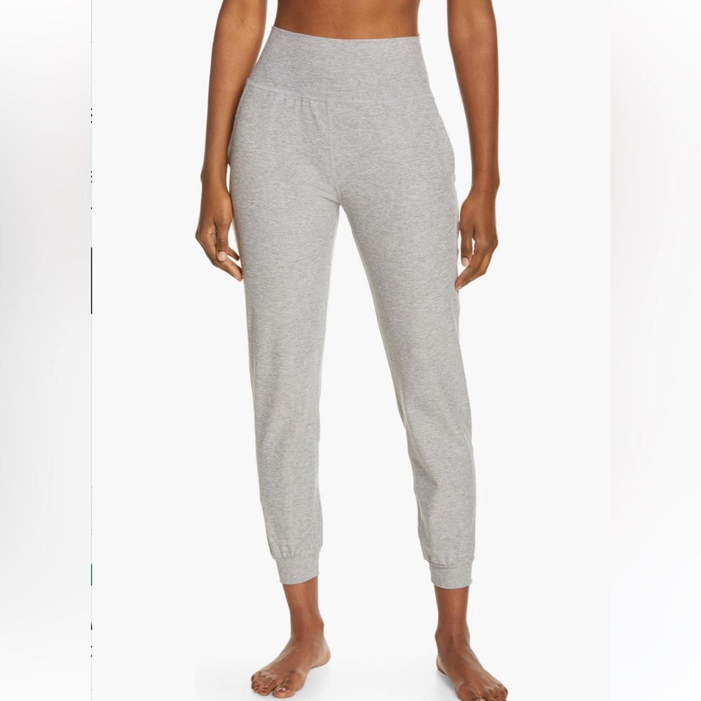 Beyond yoga spaceye joggers size M